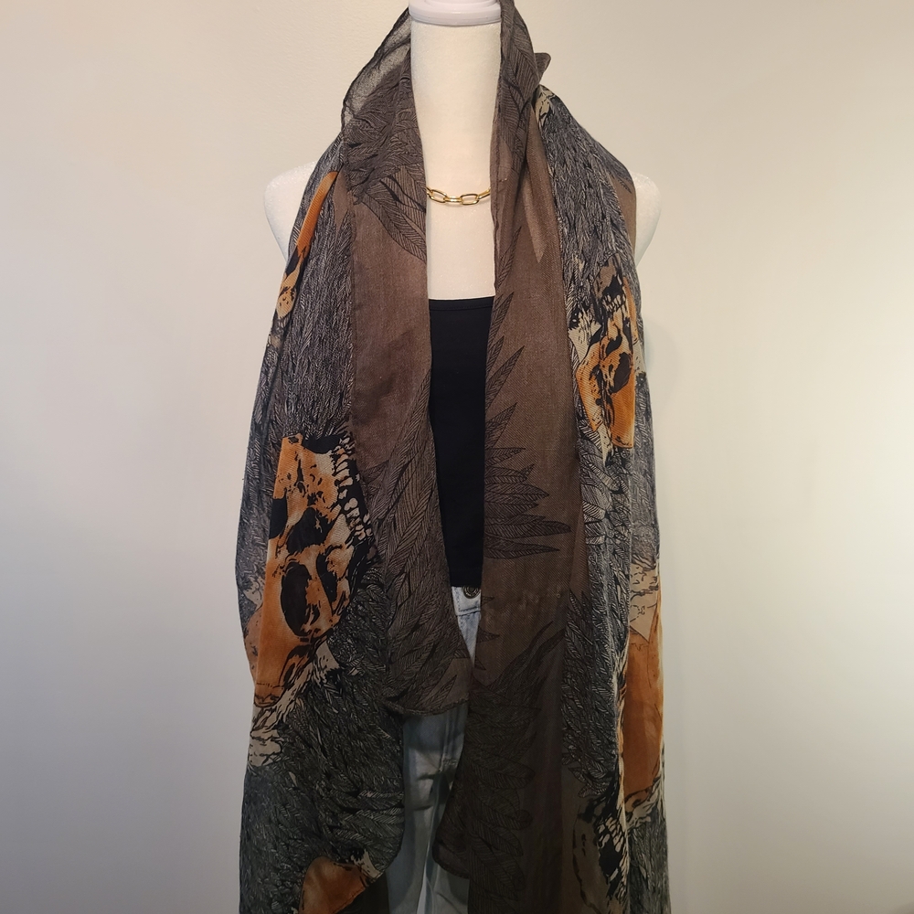 Lightweight SKULL Brown and Gray Scarf